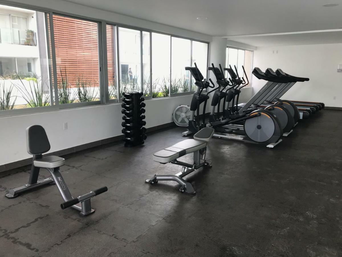 Metropolitan Suites Zapopan Buitenkant foto